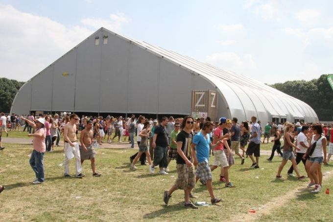 Customized Event / Exhibition Large Outdoor Tent 20x50 Tent With ABS Hard Walls